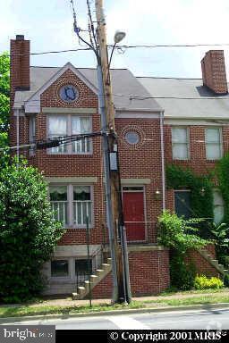 Building Photo - 627 N West St