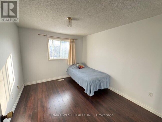 Photo du bâtiment - 51 Michael Dr