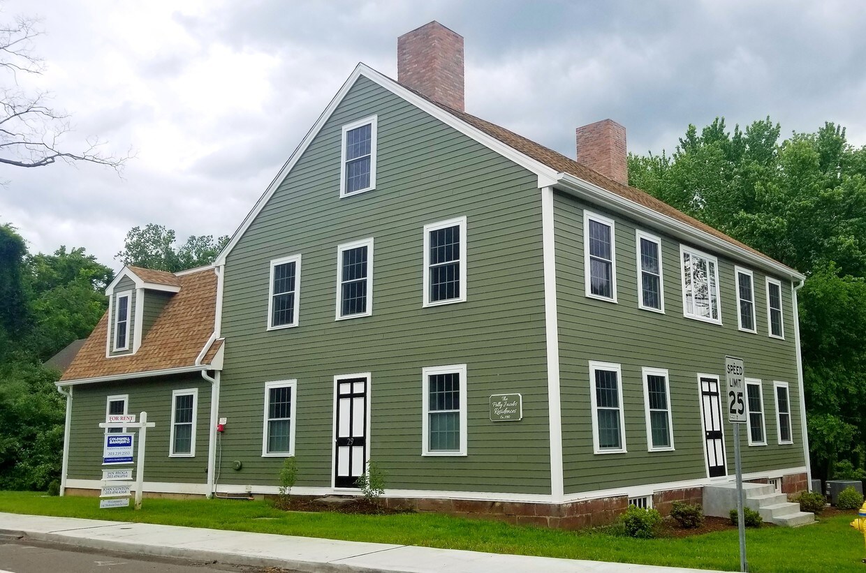 Historic homestead completely renovated! - 29 State St