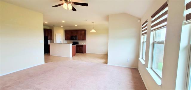 Foto del edificio - 2832 Cresent Lake Dr