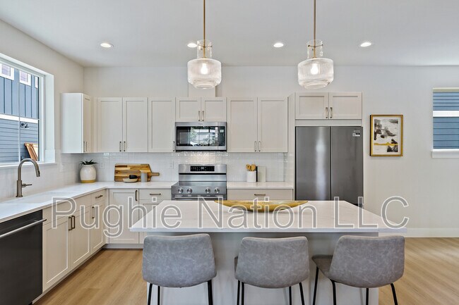 Foto del edificio - 4142B 3rd Ave NW