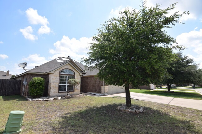 Building Photo - 7538 Amber Meadow Loop