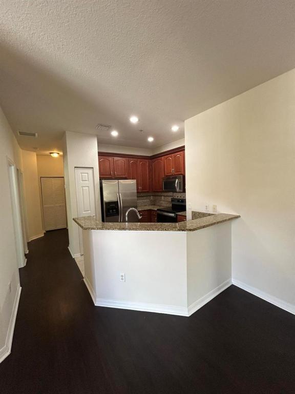Foto del edificio - 9080 Preston Pl