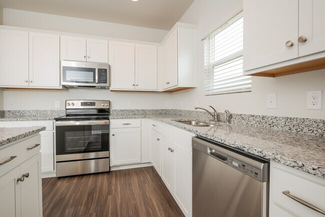 Foto del edificio - Great 3 Bedroom New Construction