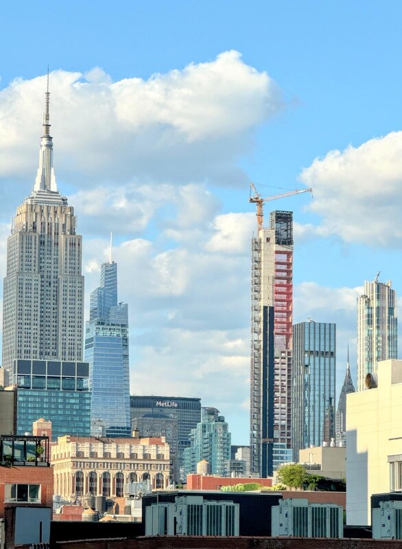 Foto del edificio - 175 W 12th St