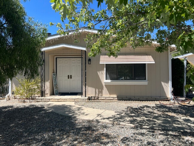 Building Photo - 44544 Springwood Cir