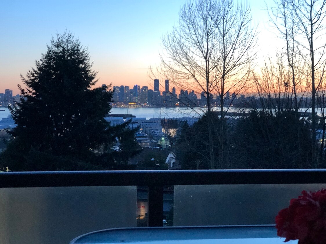 View from condo - 212 Forbes Av
