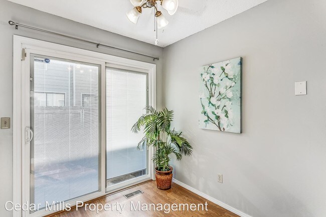 Foto del edificio - 2 br, 2 bath House - 9252 E. Funston Ct   #3