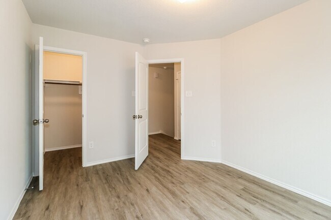 Building Photo - 2763 Atlas Dr