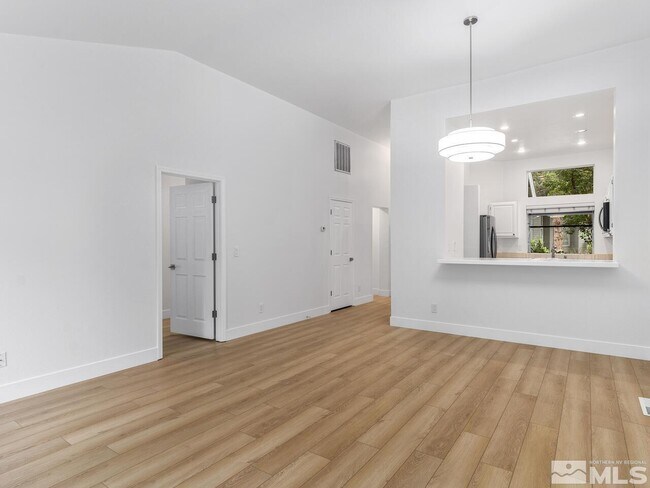 Foto del edificio - 3223 Alum Creek Ct