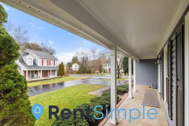 Foto del edificio - 3920 Bokel Dr