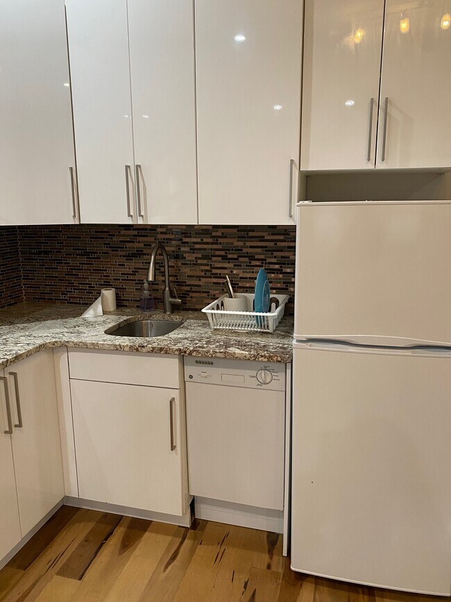 Foto del edificio - 871 N 29th St
