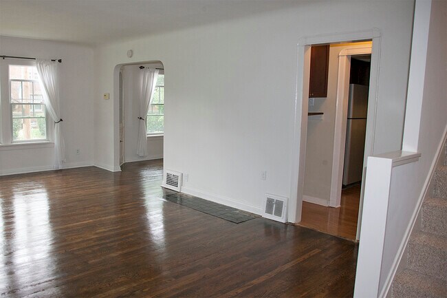 Foto del edificio - 1199 Plainfield Rd