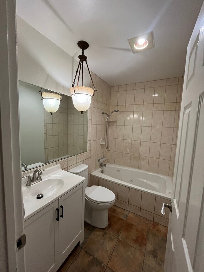 Foto del edificio - 12727 Shenley St