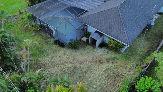 Foto del edificio - 919 SE 21st Ln