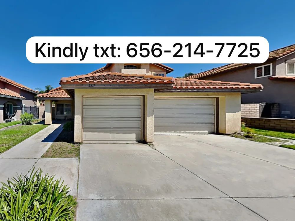 Foto principal - 2800 Longhorn St