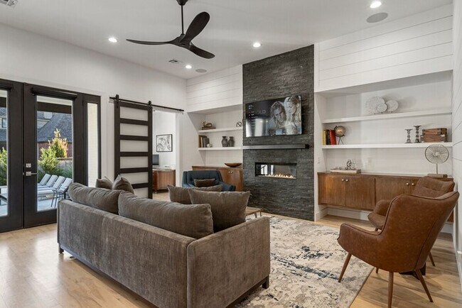 Foto del edificio - Gathering Place Luxury-Pool/Spa/OutdoorKit...