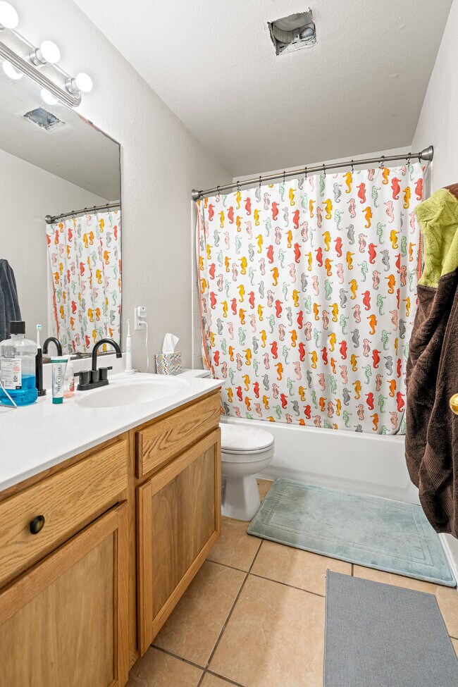 Foto del edificio - 5806 Chuckwagon Cir