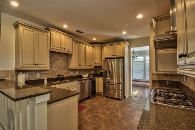 Building Photo - 3792 Wentworth Way