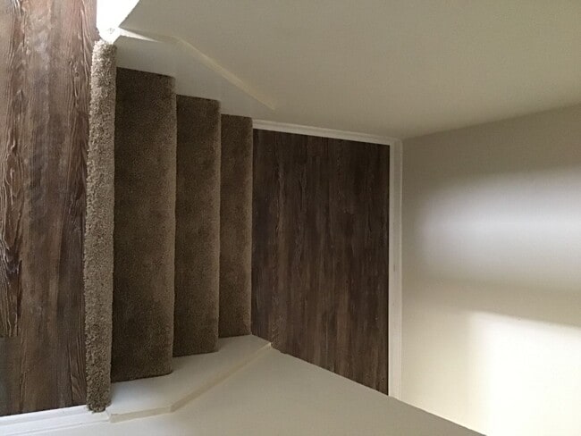 Building Photo - JAMES2812-14