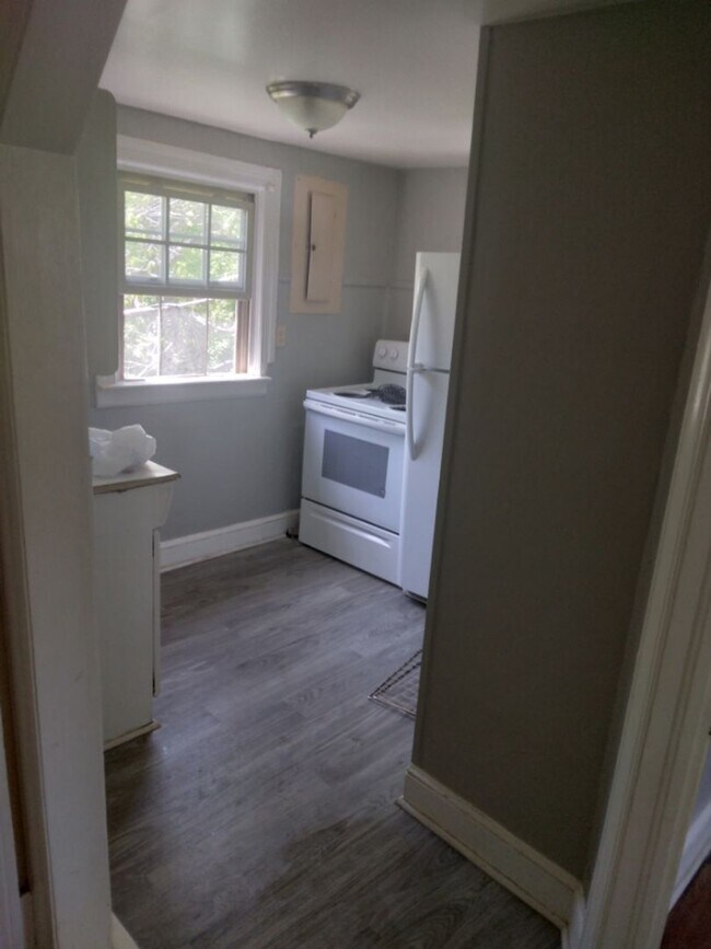 Foto del edificio - 204 Tunstall Ave