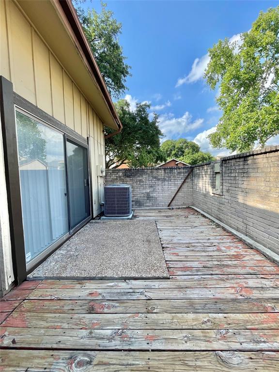 Building Photo - 12625 Newbrook Dr