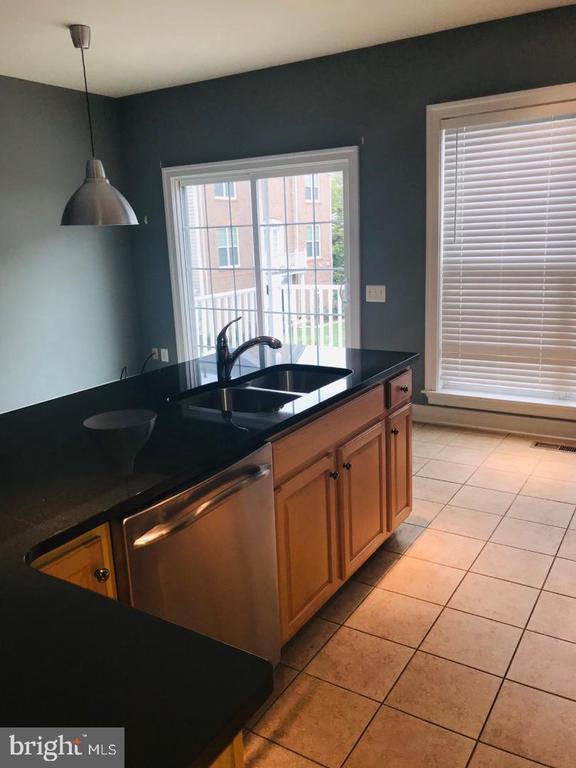 Foto del edificio - 14656 Crossfield Way