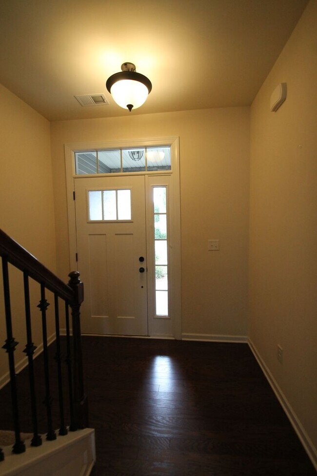 Foto del edificio - Exclusively offered by MUSE REALTY, LLC