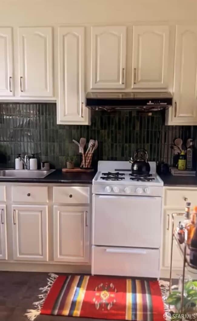 Foto del edificio - 363 22nd Ave