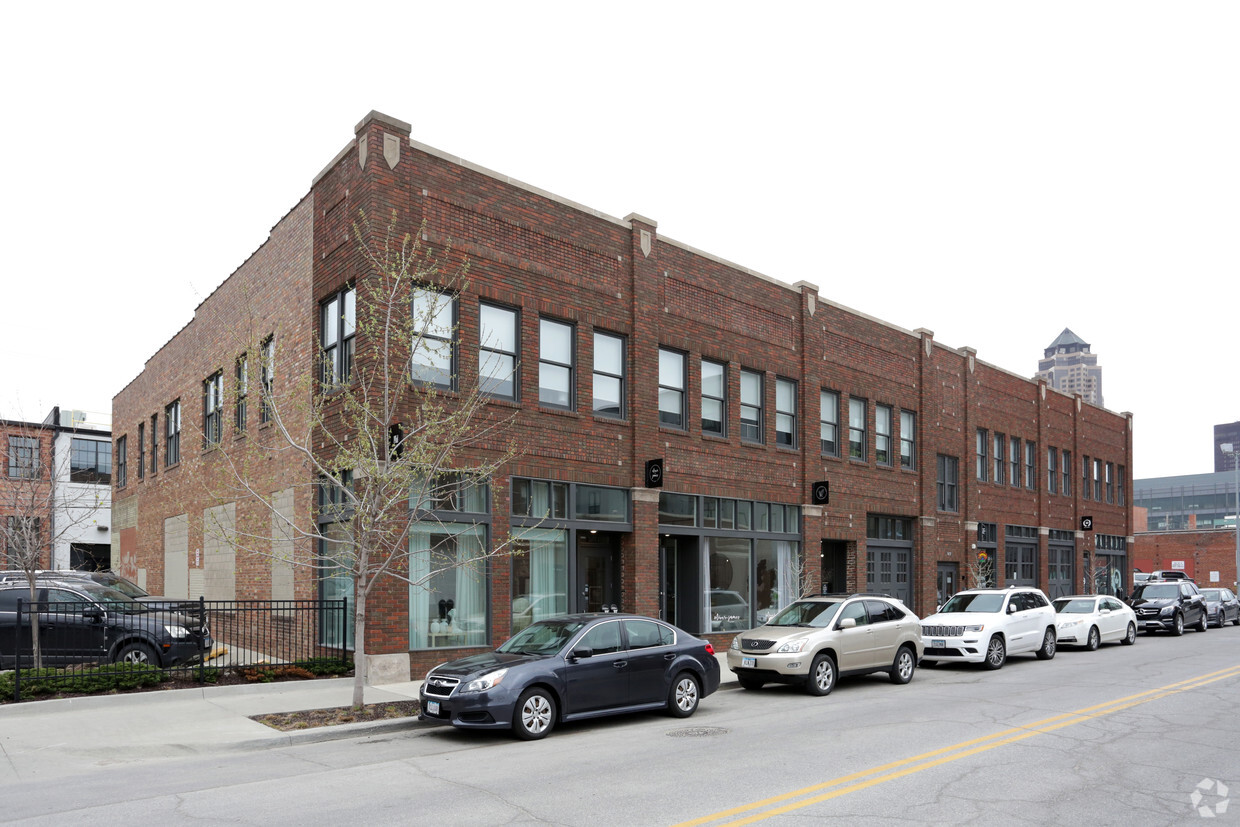 Building Photo - 1417 Walnut St