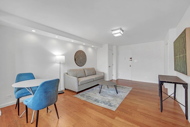 Building Photo - 520 E 81st St