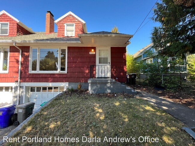 Building Photo - 3 br, 1 bath House - 843 N Alberta Street