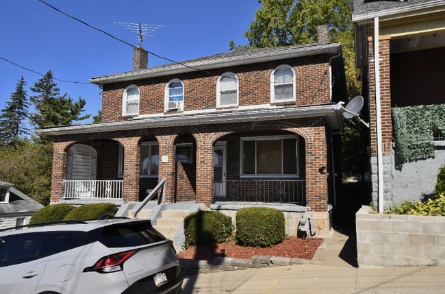 Building Photo - 20 Belplain St