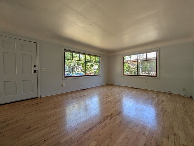 Foto del edificio - Great 2 Bedroom, 1 Bathroom home in Eugene!