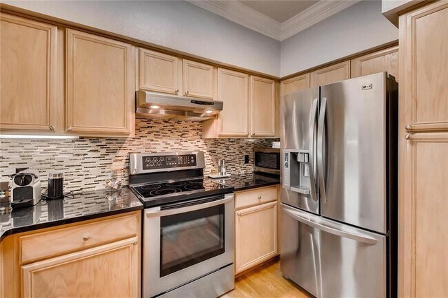 Foto del edificio - 3777 Peachtree Rd NE