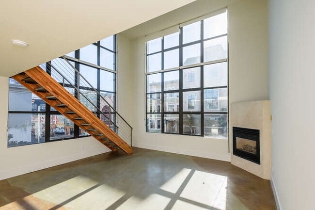 Building Photo - 3338 17th St