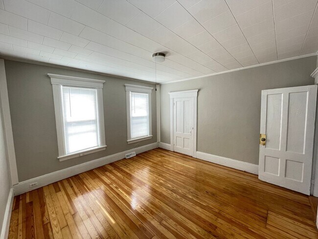 Foto del edificio - 336 Amherst St