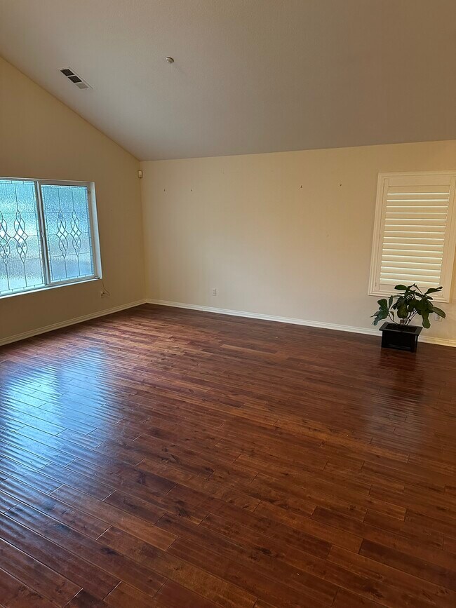 Photo - 16275 Summerset Street House