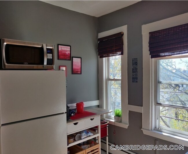 Building Photo - 150 fifth