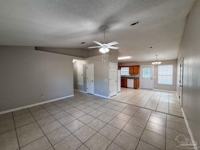 Foto del edificio - 4167 Bell Ln