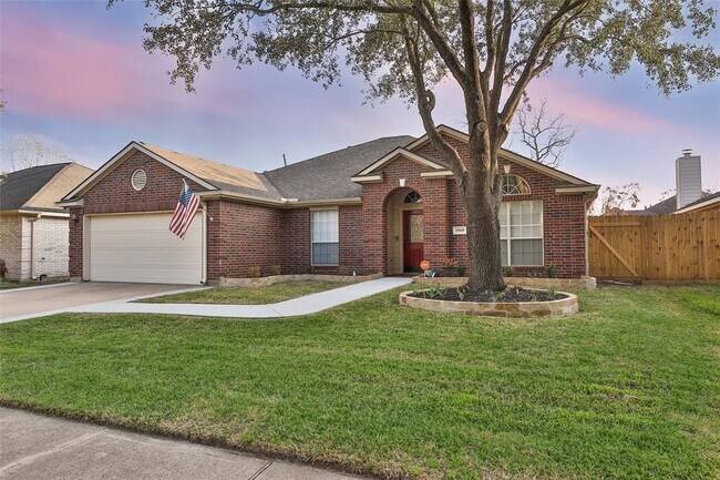 Foto del edificio - 19919 Upland Creek Dr