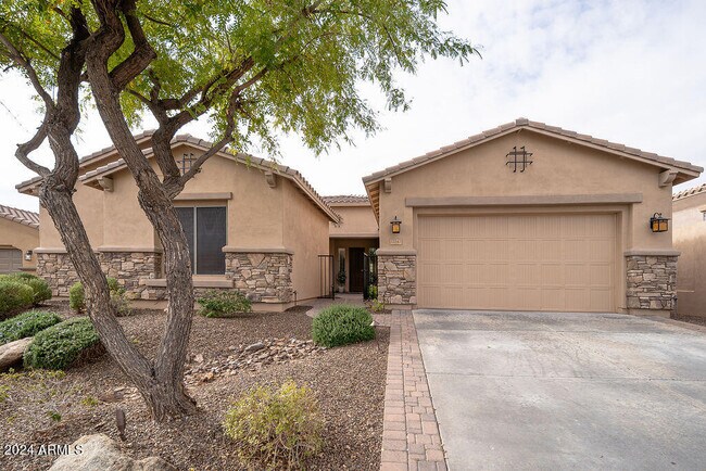 Building Photo - 13343 W Oyer Ln