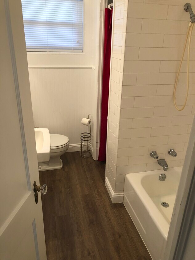 Bathroom - 2129 Church St