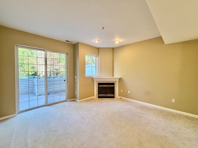 Photo - Beautiful 2bed townhome for rent in Bellevue