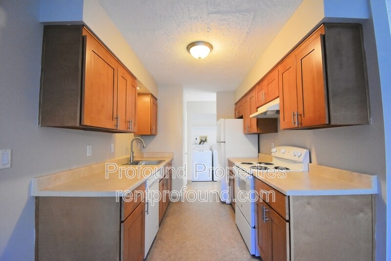 Primary Photo - 6050 SW 130th Ave
