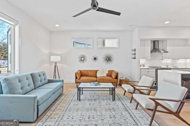 Foto del edificio - 2424 Memorial Dr SE