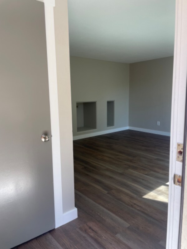 Foto del edificio - 1549 Madras St SE