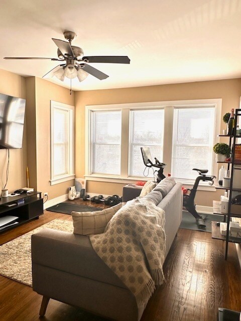 Foto principal - 7917 S Maryland Ave