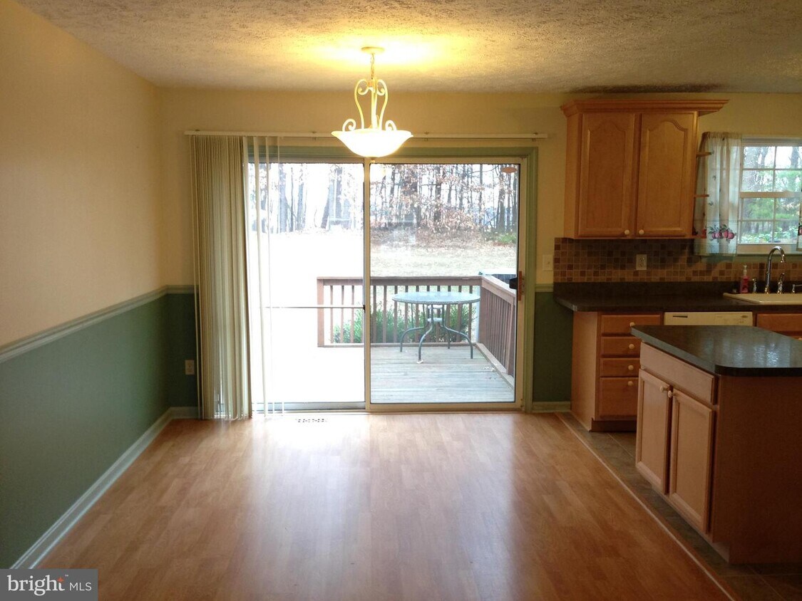 1254 Castine Ct, Pasadena, MD 21122 Condo for Rent in Pasadena, MD