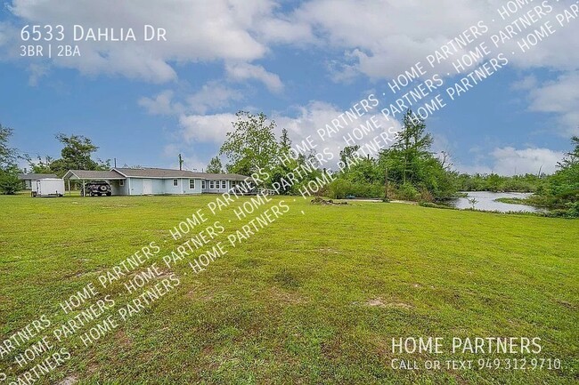 Building Photo - Rent to Own Waterfront Home with $16,500 D...